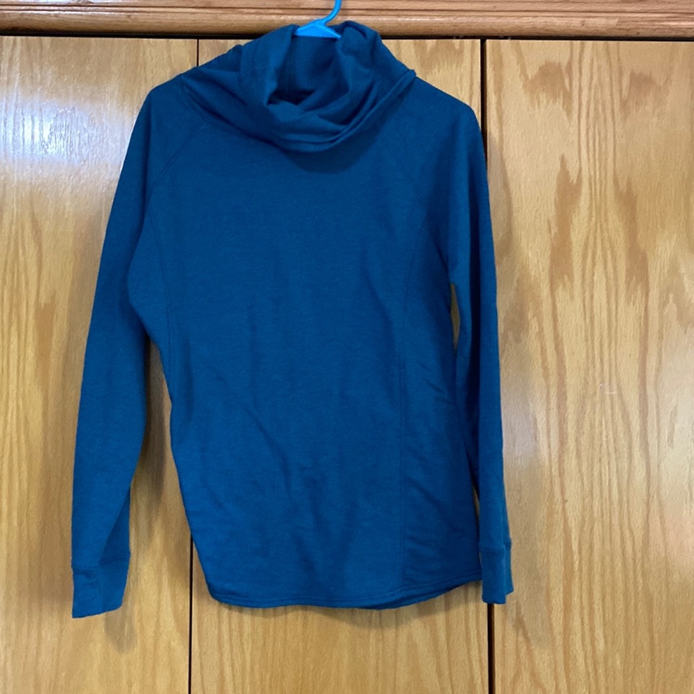 32 Degrees funnel neck sweatshirt
